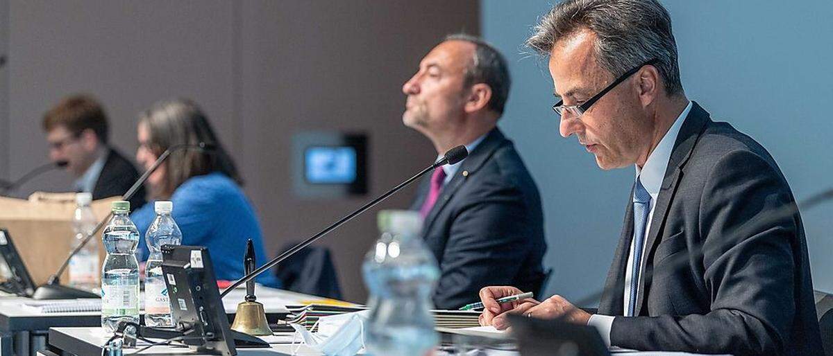 Bürgermeiser Siegfried Nagl (ÖVP) und Vize Mario Eustacchio (FPÖ) ziehen die schwarz-blaue Koalition