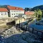 Die Voestalpine erneuert derzeit die Wehranlage in Bruck, gearbeitet wird direkt in der Mürz