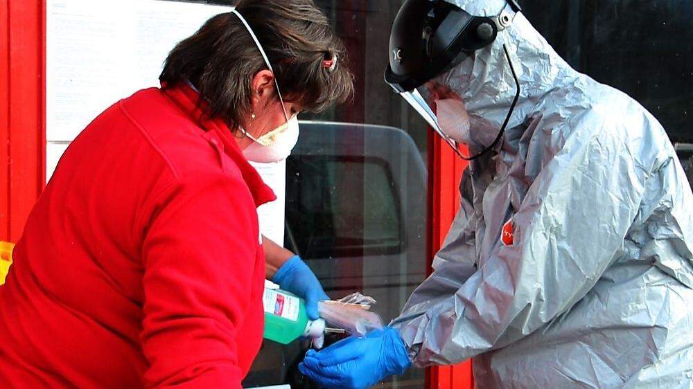 Das Rote Kreuz in Lienz testete Schüler von zwei Klassen der Mittelschule Sillian
