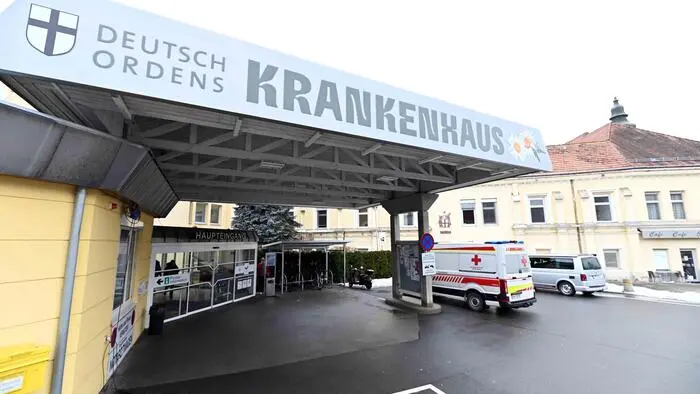 Krankenhauseinfahrt