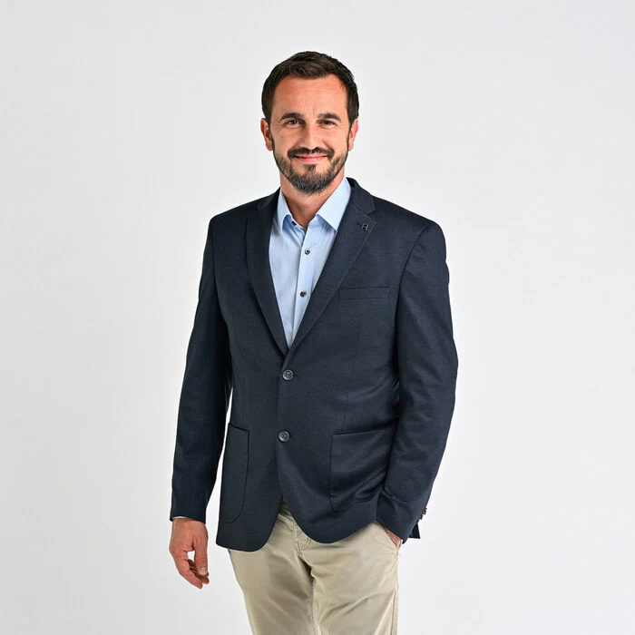 <strong>Stefan Heritzer</strong>
Obmann Landesgremium Energiehandel, Wirtschaftskammer Kärnten
„Wir fordern die politische Anerkennung von erneuerbaren Flüssig-Brennstoffen für die Raumwärme.“
