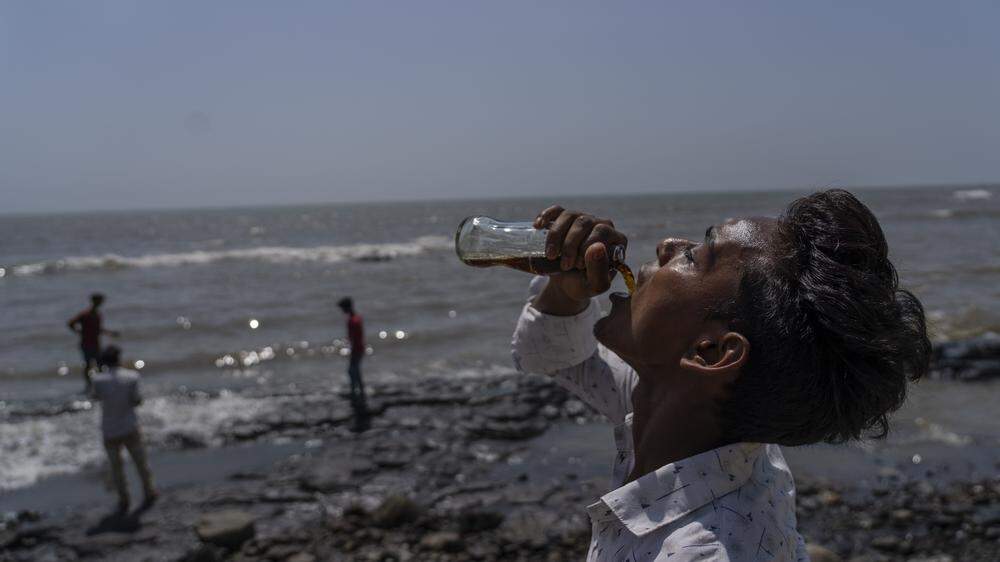 Hunderte Millionen Menschen brüten in Indien in gefährlicher Hitze