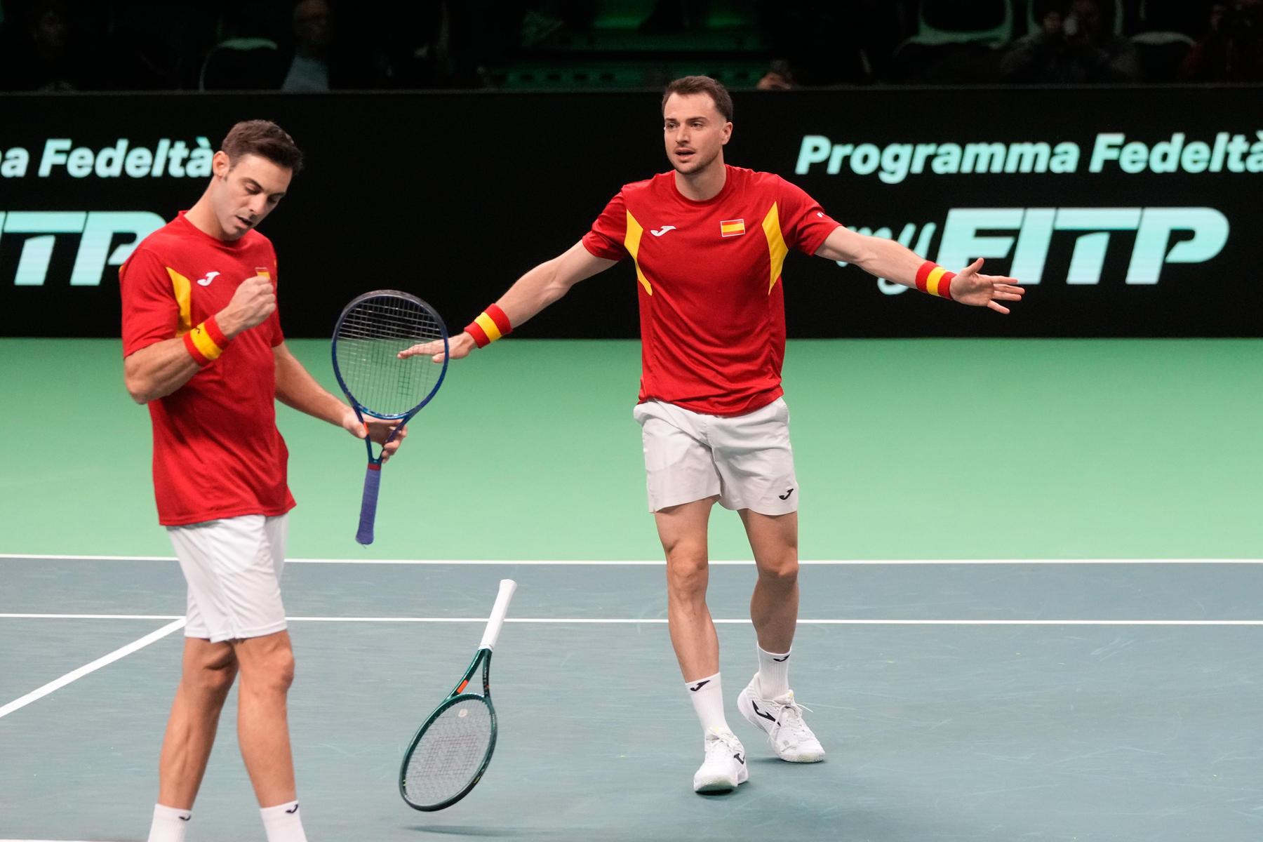 Davis Cup: Spanien schlägt Deutschland und ist im Finale