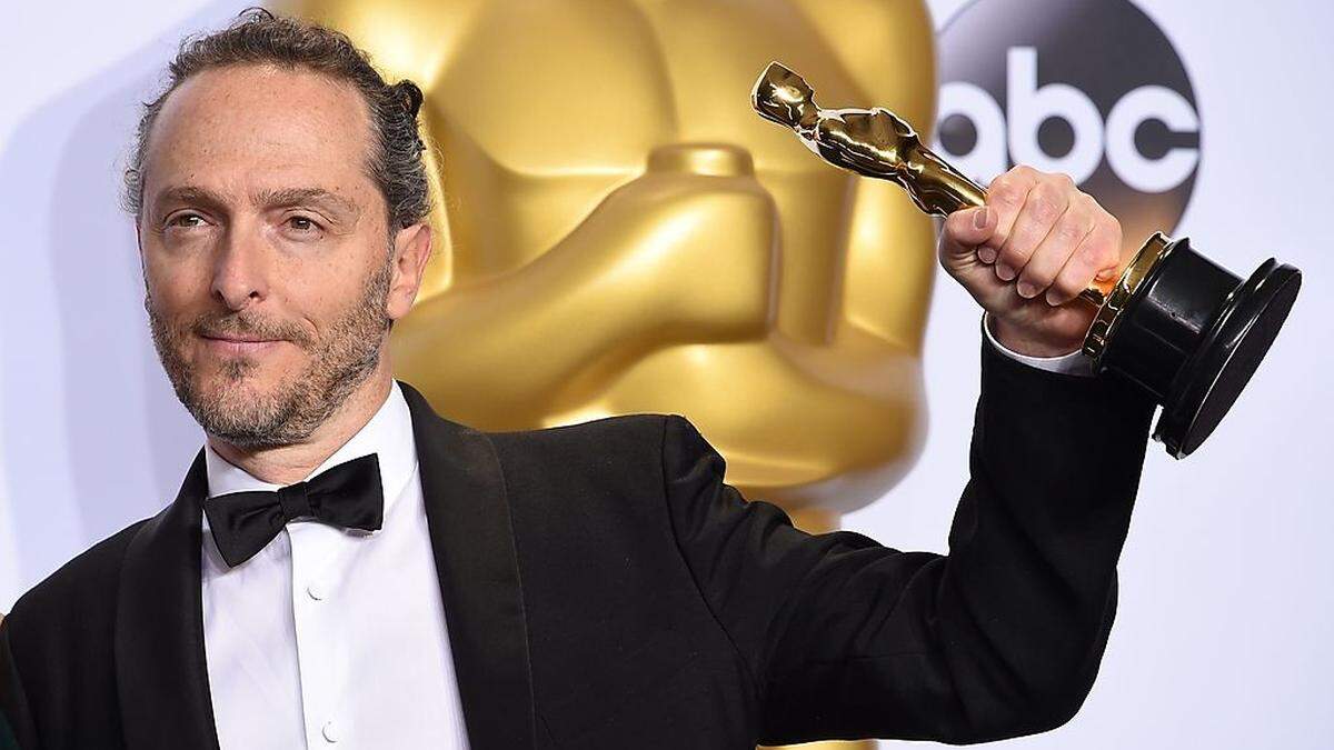 Emmanuel Lubezki mit seinem dritten Oscar 