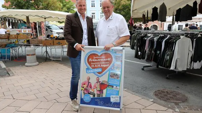 Am Foto von links: Marktaufsichtorgan Peter Schistl-Jamy und Bürgermeister Martin Treffner.