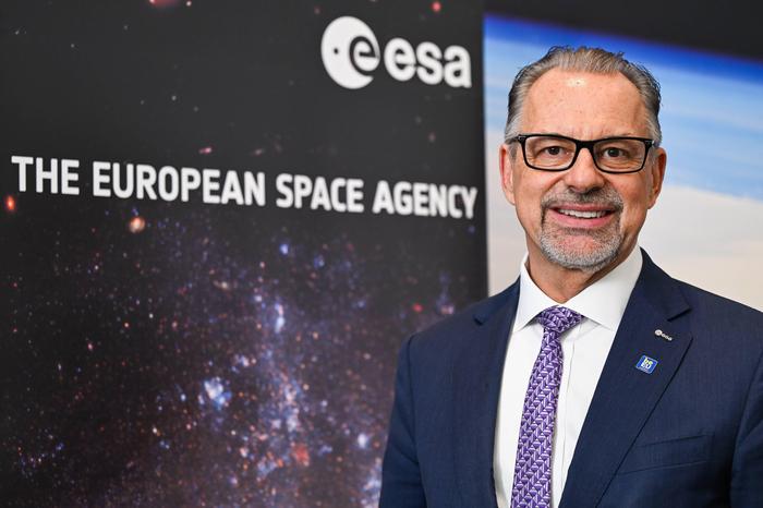 ESA-Chef Josef Aschbacher warnt vor Gefahren im All durch Kriegshandlungen 