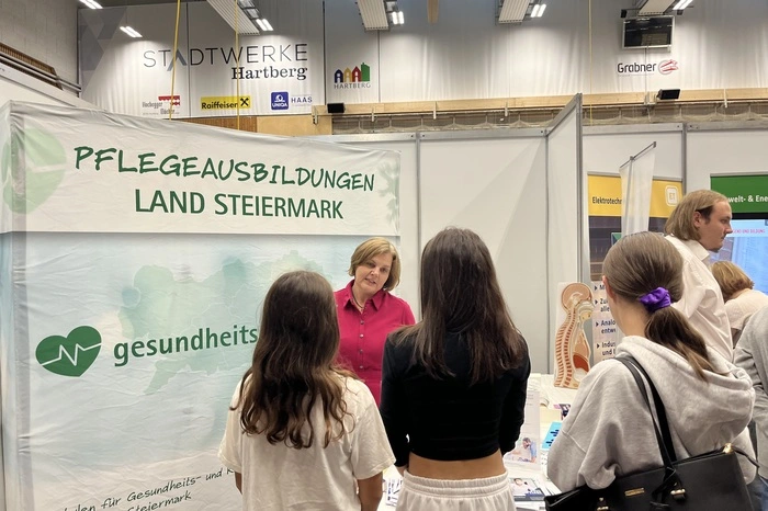 Eine Ausbildung im Bereich der Pflege bietet viele Möglichkeiten