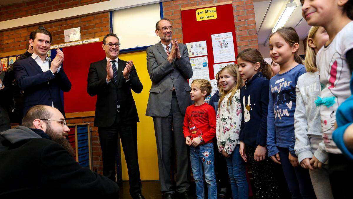 Die neuen Regeln zur Deutschförderung an Schulen wurden 2018 unter Sebastian Kurz, Heinz-Christian Strache und Heinz Fassmann eingeführt (Archivfoto)