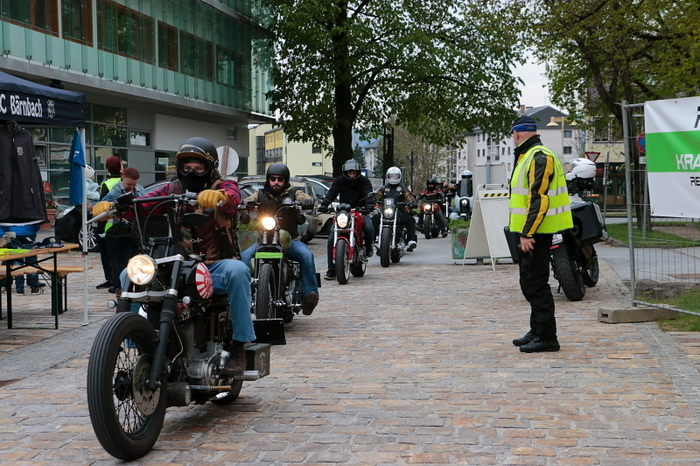 Mit einer gemeinsamen Ausfahrt und einem Bikertreff am Nachmittag in Voitsberg wurde der Tag abgeschlossen.