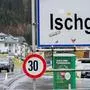 A city sign of the Tyrolean ski resort of Ischgl is pictured on a rainy day, in Ischgl, Austria, on October 29, 2020. - Austria's ski lifts may be reopening on December 24, 2020, but as the country struggles to control coronavirus infections, the sector is expecting a subdued season -- and the thousands of migrant workers who depend on it are facing an uncertain winter. Ischgl, the village that became one of Europe's first, large-scale coronavirus clusters, is at least part of the reason many of those workers are now unemployed. (Photo by JOE KLAMAR / AFP)