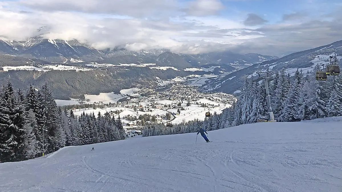 Leere Pisten am Dreikönigstag auf der Hochwurzen, auch hier wird aber auch nach den Weihnachtsferien weitergefahren