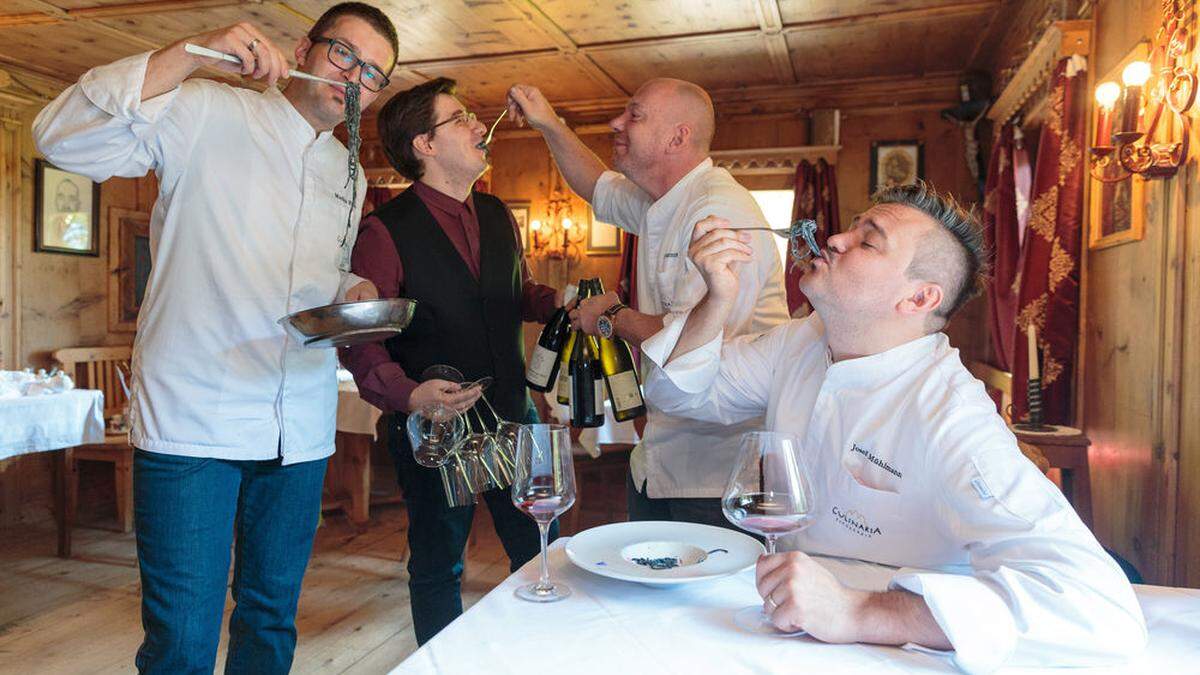 Die Gastgeber des Gourmetfestival stehen in den Startlöchern : Markus Holzer, Andrè Cis, Chris Oberhammer, Josef Mühlmann (von links)