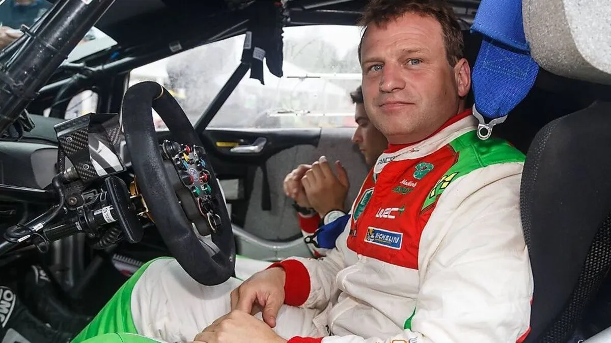 Kremer Armin M World Rallye Team Ford Fiesta WRC Motorsport Rallye WM im Auto sitzend ADAC Rally