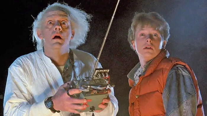 Christopher Lloyd als Doc Brown und Michael J. Fox als Marty McFly