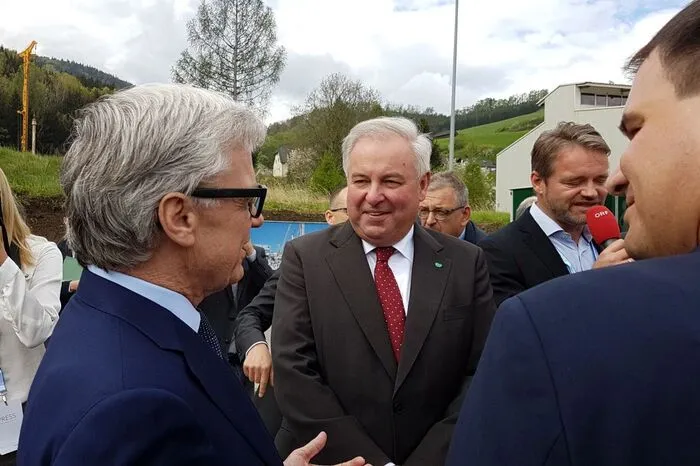 LH Hermann Schützenhöfer mit Voestalpine-Chef Wolfgang Eder und LH-Vize Michael Schickhofer