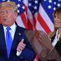 Mitten während der Auszählung verkündete Donald Trump - begleitet von Gattin Melania - bereits den Sieg