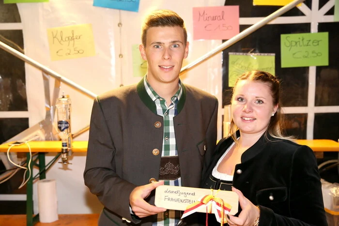 ... um beim Fest der Landjugend (LJ) Obermühlbach - Obmann Thomas Ogriseg, Leiterin Sybille Nauschnig (Foto) - dabei zu sein ... 