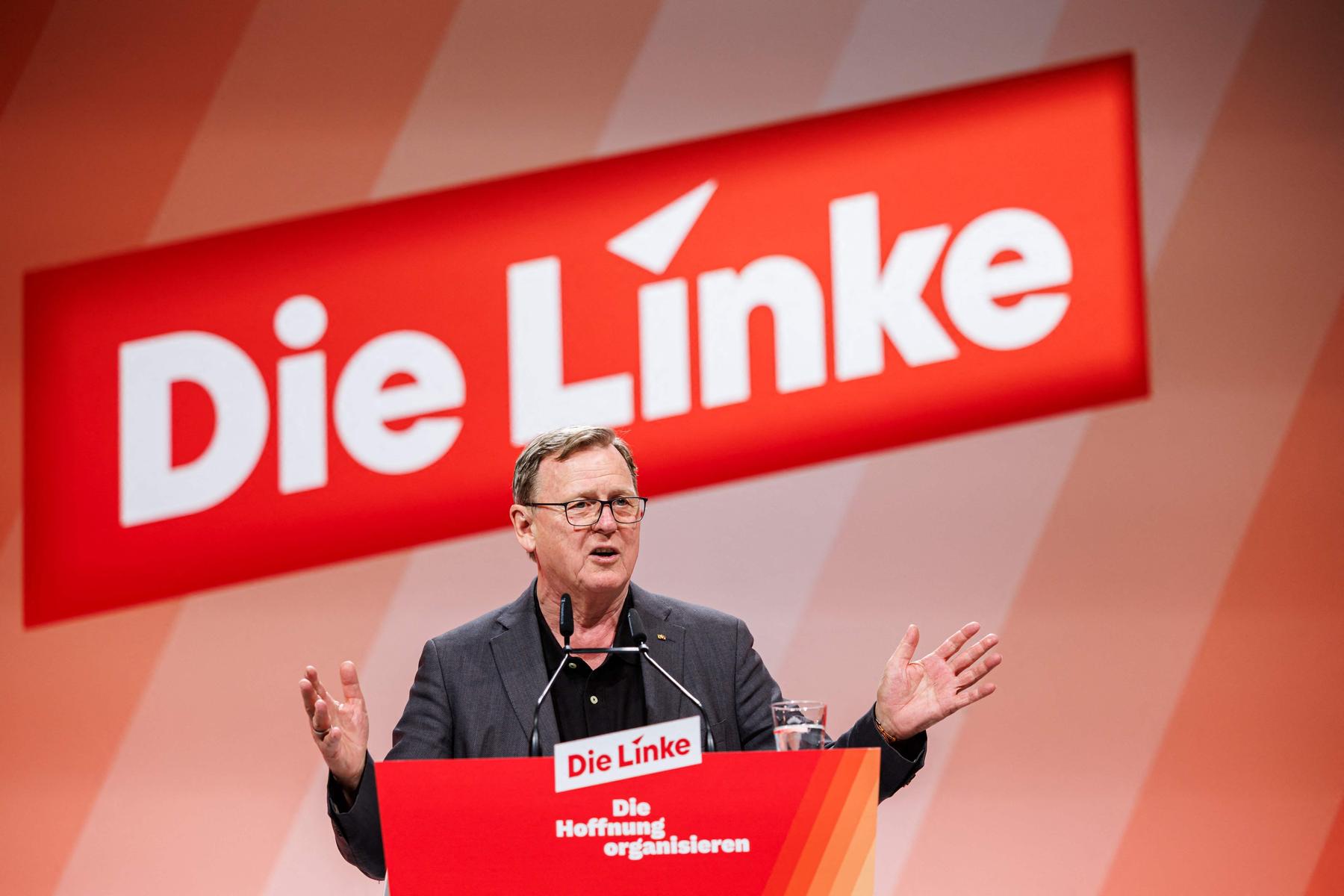 „Linke“-Politiker will Abstimmung über deutsche Hymne und Flagge
