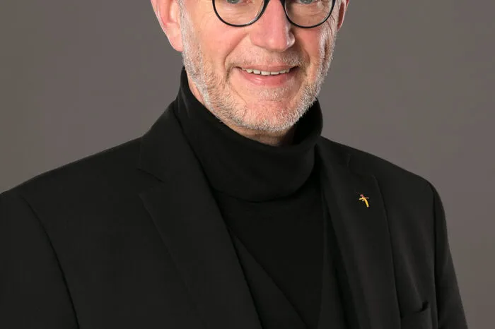 Andreas Gerhold: Der 59-jährige gebürtige Grazer ist Jurist sowie Theologe und seit 1990 Pfarrer in Stainz-Deutschlandsberg. Bildungfördern, Arbeit mit Kindern und Jugendlichen bzw. für Familien und gemeinsames Entscheiden sind für Gerhold Eckpfeiler des Amts.
