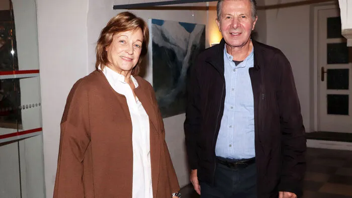 Elfriede "Elfi" Strasser freute sich über den Besuch von Olympia-Sieger und Mediziner Karl Schnabl, der auch in der Malgruppe "Gruppo Pittura" fleißig mitmalt!
