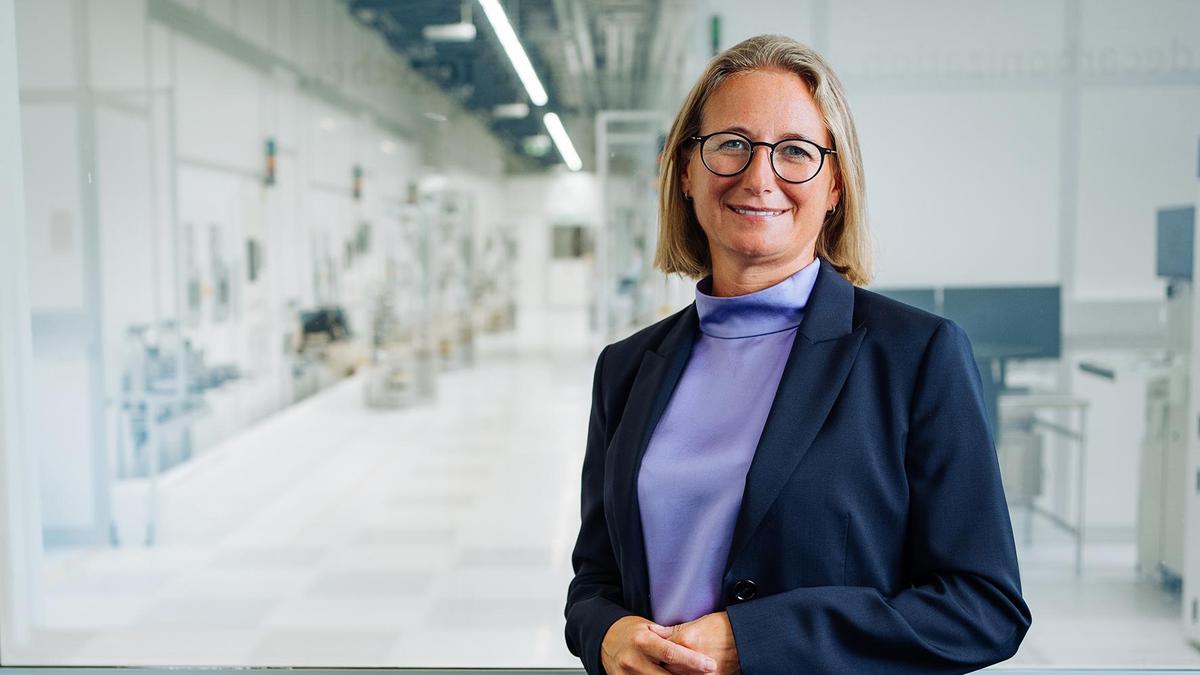 Alina Absmeier ist die Produktionsleiterin Infineon Villach