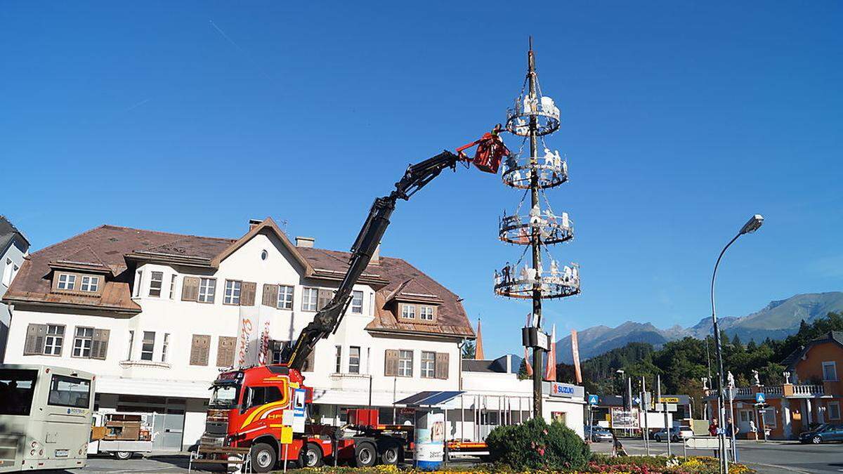 Im Juli 2017 wurde der Malbaum abmontiert, noch heuer soll er wieder aufgebaut werden