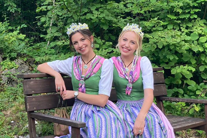 Lisa Weinhandl (li.) und Katharina Thomanek bei einer privaten Aufnahme