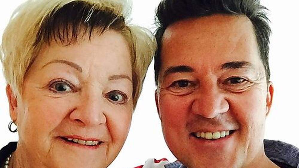 Zwei, die sich lieben: Hannes Schalk mit Mama Elisabeth Baumgartner