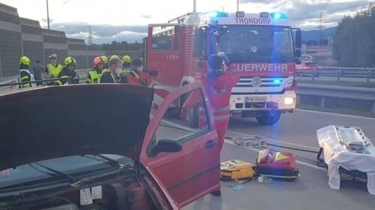 Der Unfall passierte im Kreisverkehr vor der Autobahnauffahrt
