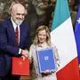 Italiens Premierministerin Meloni und ihr albanischer Amtskollege Rama haben im November den Weg für die Asylzentren freigemacht