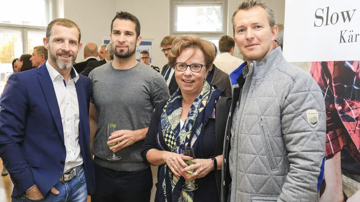 Viele Gäste, darunter Wörthersee-Regionschef Roland Sint (links), gratulierten zum Geburtstag