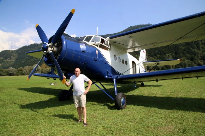 .....sowie die Rundflüge mit dem größten einmotorigen Doppeldecker der Welt, der „Antonov zwei“ (Foto). 