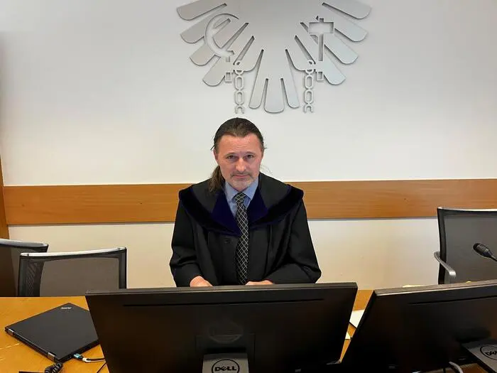 Strafrichter Armin Scheck verurteilte den 57-Jährigen zu einer teilbedingten Haftstrafe