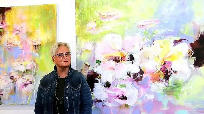Enorm war der Andrang bei der Vernissage zur Ausstellung in der Kunstfabrik Bärnbach, zu der Obfrau Regina Uedl (Bild) mit ihrem Team geladen hatte.