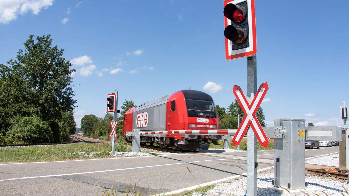 Die GKB hat im Oisnitztal alle zehn Bahnübergänge bestmöglich gesichert