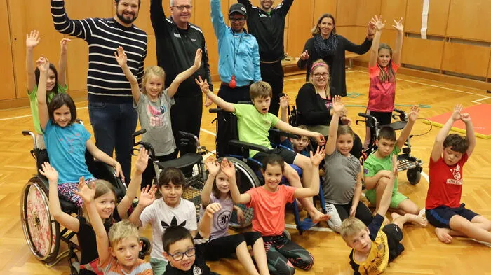 Der dritte Jahrgang der Volksschule am Weizberg beschäftigte sich am vergangenen Mittwoch mit dem Thema "Hindernisse".