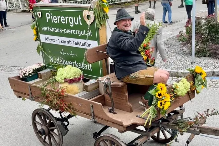 Radio Steiermark sendete von der Marktgemeinde seinen Wurlitzer live. Alle, die nicht dabei sein konnten, waren quasi via Radio live dabei und es wurde über das Geschehen im Ort berichtet.