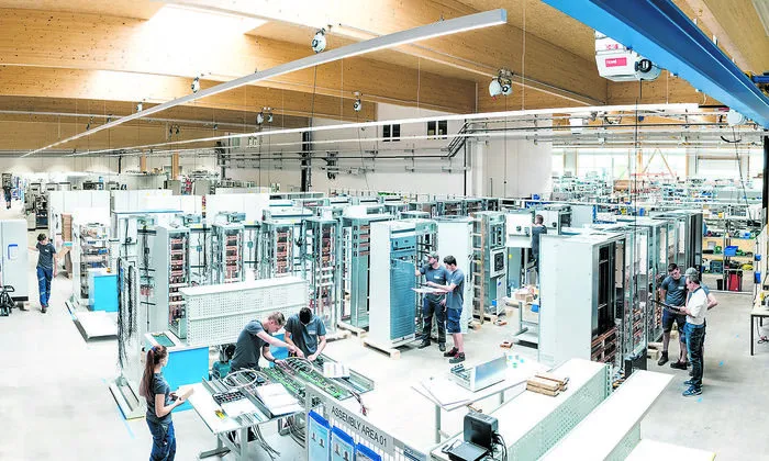 Den Mitarbeitern wird ein attraktives Arbeitsumfeld mit individuellen Entwicklungsmöglichkeiten geboten