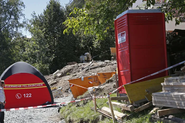 Weiter Bilder von der Unfallstelle . . .