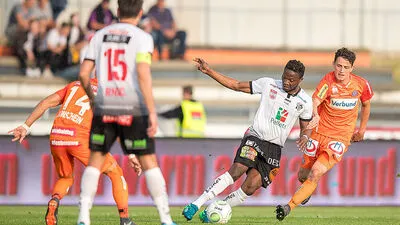 Ouedraogo (am Ball) hofft erneut auf Torerfolg