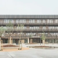 Seit Beginn dieses Schuljahres sind 860 Schüler des Gymnasiums und der HAK in Völkermarkt unter einem Dach vereint