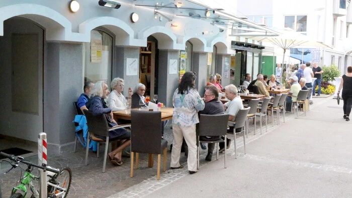 Die bekannte Vinothek „Vipresso“ in der Herzogstadt stand am Wochenende anlässlich ihres 30-Jahr-Jubiläums im Mittelpunkt eines grandiosen Konzertes. 