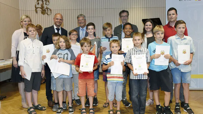 Im Konzerthaus Klagenfurt erhielten besonders begabte Schüler Zertifikate.