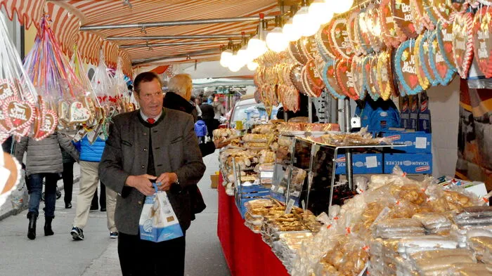 Süßes wurde natürlich auch 2016 beim Leonhardimarkt in Murau geboten.