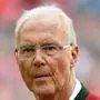 Ermittlungen wegen WM-Vergabe 2006: Bericht: Franz Beckenbauer aus gesundheitlichen Gruenden nicht vernehmungsfaehig. Archivfoto: Franz BECKENBAUER (Ehrenpraesident FC Bayern Muenchen),skeptisch,Gestik, Einzelbild,angeschnittenes Einzelmotiv,Portraet,Portrait,PortrÅ t. Fussball 1. Bundesliga,34. Spieltag,Spieltag34, FC Bayern Muenchen (M)-VFB Stuttgart (S) 1-4, am 12.05.2018 in Muenchen/Deutschland, A L L I A N Z A R E N A. Deutscher Meister,Deutsche Meisterschaft, Â *** Investigations because of WM award 2006 report Franz Beckenbauer for health reasons not interrogable archive photo Franz BECKENBAUER honorary president FC Bayern Munich, skeptical, gestures, single picture, cut single motive,Portraet,Portrait,PortraitÅ t Football 1 Bundesliga,34 Matchday,Matchday34, FC Bayern Muenchen M VFB Stuttgart S 1 4, on 12 05 2018 in Muenchen Germany, A L L I A N Z A R E N A German Champion,German Championship, Â  