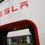 Der Tesla-Aufsichtsrat prüft nach Angaben einiger seiner Mitglieder den Rückzug des Elektroauto-Pioniers von der Börse