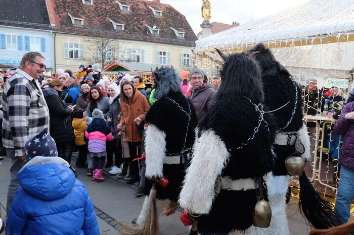 Klicken Sie sich durch die weiteren Bilder!