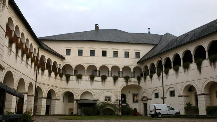 Das Schloss Straßburg im Gurktal stand am Wochenende im Mittelpunkt einer großen Buchpräsentation.