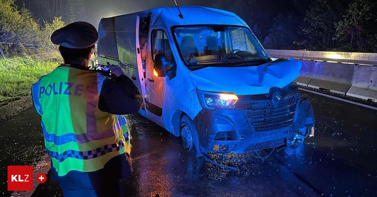 Vollsperre-auf-A2-S-dautobahn-Sprinter-verursacht-Auffahrunfall