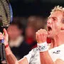 Thomas Muster jubelt beim Sieg über Stich